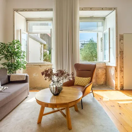 Historic Nook Downtown Near Metro